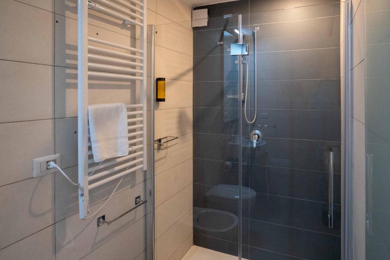 Costa Suites Palermo Esterno foto
